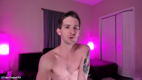 Tyler Chase online show from February 28, 12:32 am