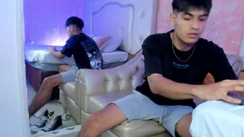 Snapshot of tylercruz__ chatting on April 1, 2:58 pm Tyler online show from April 1, 2:58 pm
