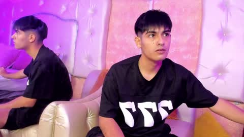 Snapshot of tylercruz__ chatting on April 2, 1:20 pm Tyler online show from April 2, 1:20 pm
