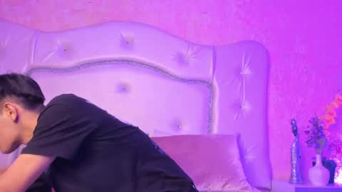 Snapshot of tylercruz__ chatting on April 11, 4:28 am Tyler online show from April 11, 4:28 am
