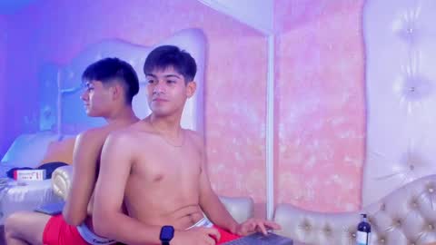 Snapshot of tylercruz__ chatting on May 12, 9:34 pm Tyler online show from May 12, 9:34 pm