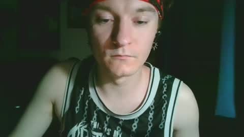 Snapshot of tylerdude5612 chatting on June 21, 5:10 am Tylerdude56128 online show from June 21, 5:10 am