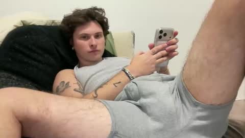 Snapshot of tylerrb chatting on February 11, 2:49 am tylerrb online show from February 11, 2:49 am