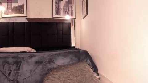       online show from November 24, 3:06 am