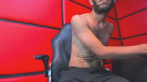 Snapshot of tyron77_ chatting on April 12, 4:50 am --- Tyron --- online show from April 12, 4:50 am