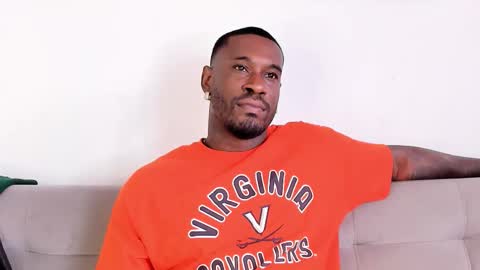 Snapshot of tyron_rulers chatting on November 25, 1:44 pm Dvid Rullers online show from November 25, 1:44 pm