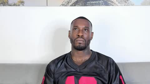 Snapshot of tyron_rulers chatting on December 15, 1:54 am Dvid Rullers online show from December 15, 1:54 am