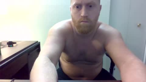 Snapshot of tytheexhibionist24 chatting on October 27, 12:15 am tytheexhibionist24 online show from October 27, 12:15 am