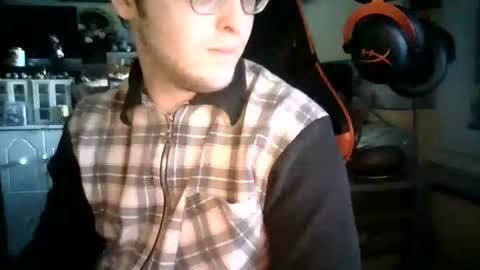 Tytybout online show from March 25, 5:19 pm