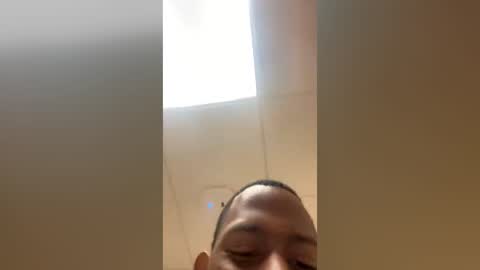 Snapshot of tytyrique37 chatting on August 1, 6:01 am tytyrique37 online show from August 1, 6:01 am