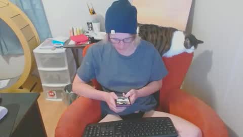 Snapshot of tyyyler93 chatting on April 16, 3:29 am TylerAlternative online show from April 16, 3:29 am