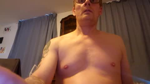 Snapshot of u2232739082 chatting on May 16, 5:26 am u2232739082 online show from May 16, 5:26 am