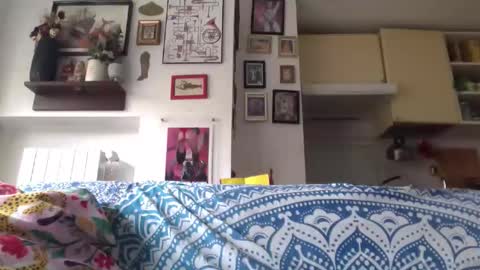 yu feetlover online show from April 14, 9:59 am