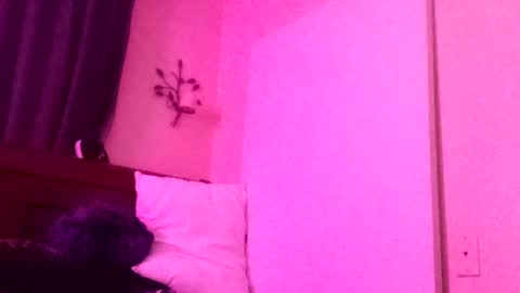 Snapshot of uandme_baby chatting on September 11, 10:26 am Azelia B online show from September 11, 10:26 am