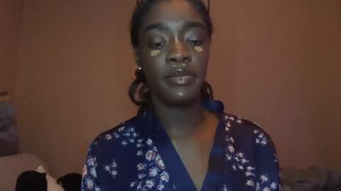 Snapshot of uarentmani24 chatting on January 5, 10:19 pm Mani online show from January 5, 10:19 pm