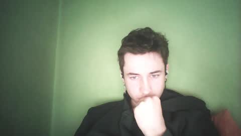 Snapshot of ubi_needra chatting on February 21, 11:22 am ubi online show from February 21, 11:22 am