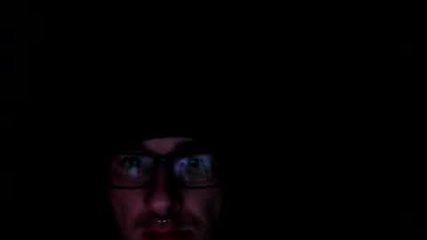 ucloudd online show from April 8, 10:32 pm