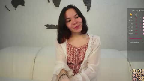 Lili online show from February 28, 6:41 pm