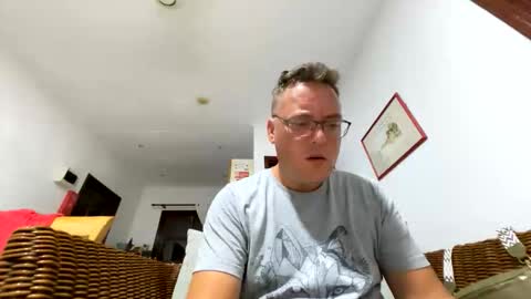 Snapshot of ueberdruck01 chatting on October 16, 10:44 pm ueberdruck01 online show from October 16, 10:44 pm