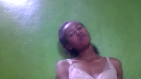 ueschancheuse online show from April 18, 4:05 am