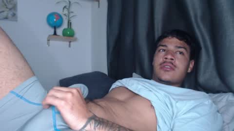 Snapshot of ugh_manux chatting on May 24, 5:56 am ugh_manux online show from May 24, 5:56 am