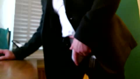 Snapshot of ukclive chatting on October 15, 9:31 am ukclive online show from October 15, 9:31 am