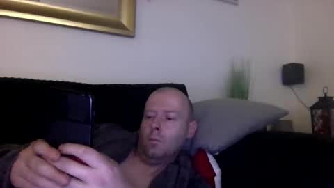 Snapshot of ukmatty3 chatting on December 6, 5:33 pm ukmatty3 online show from December 6, 5:33 pm