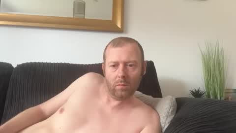 ukmatty3 online show from April 17, 2:53 pm