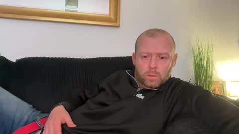 ukmatty3 online show from May 4, 11:34 pm