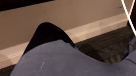 ukpounder32 online show from October 29, 2:36 am