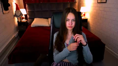 Ulia online show from April 23, 12:29 pm