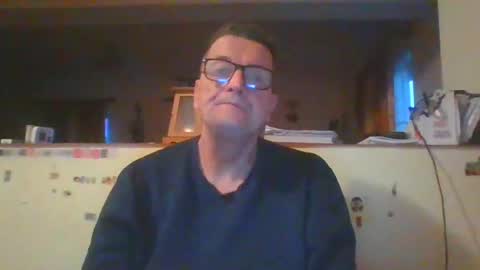 ulmeni4 online show from February 8, 5:44 am