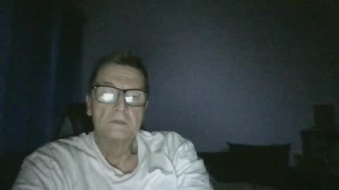 Snapshot of ulmeni7 chatting on June 16, 2:14 am ulmeni7 online show from June 16, 2:14 am