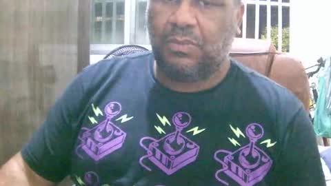 ulmo_br online show from October 27, 12:26 am