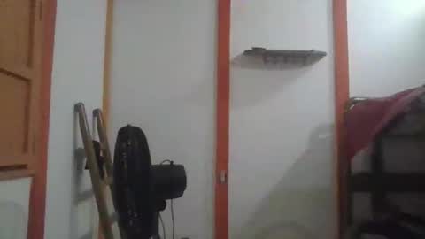 ulramon11 online show from December 15, 6:39 am