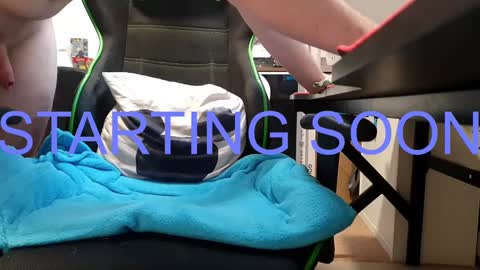 Mr.  Mrs. Smith online show from December 6, 9:43 am