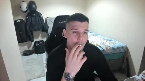 hi im mike tyson -  online show from April 16, 9:39 pm