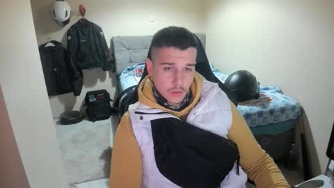 hi im mike tyson -  online show from April 26, 11:13 pm