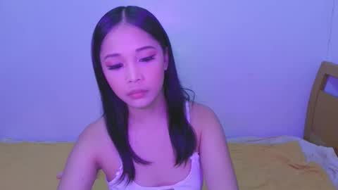 Snapshot of umi_pinay69xx chatting on April 8, 11:10 am umi online show from April 8, 11:10 am