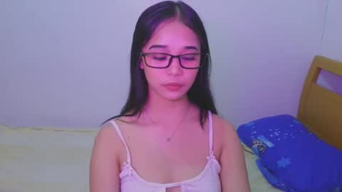 Snapshot of umi_pinay69xx chatting on April 10, 3:50 pm umi online show from April 10, 3:50 pm
