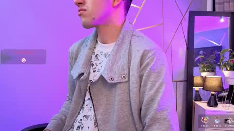 un_sluttyy online show from November 20, 11:32 am