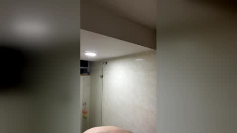 un_sluttyy online show from February 28, 9:32 am