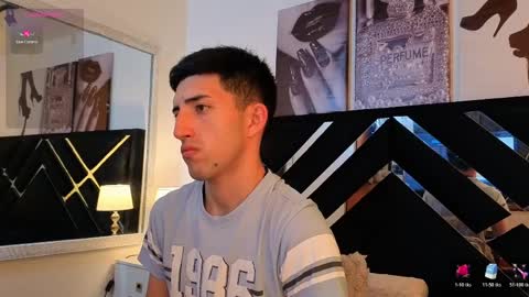 un_sluttyy online show from March 31, 11:32 am