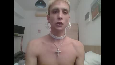 unadiosa online show from February 3, 8:30 am