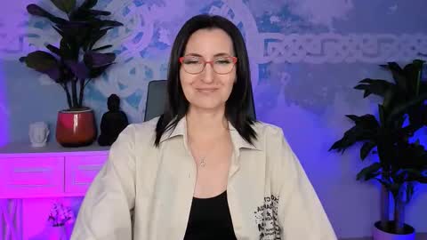 UnaTera online show from November 14, 9:19 am