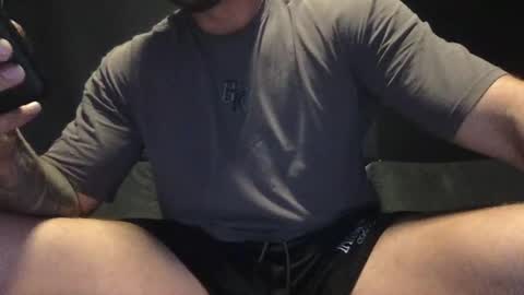 unclekai4 online show from April 9, 4:01 am