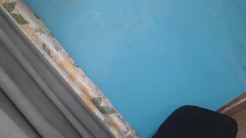 Snapshot of uncut_queen chatting on October 9, 1:58 am LOVELY JANE online show from October 9, 1:58 am