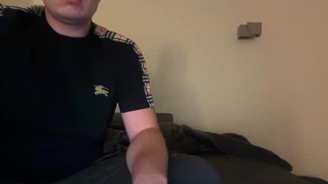 Snapshot of uncutedaustria chatting on October 6, 11:24 pm Tom online show from October 6, 11:24 pm