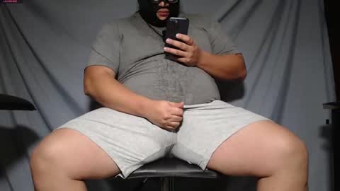 Snapshot of uncutmex26 chatting on December 22, 1:55 am uncutmex26 online show from December 22, 1:55 am