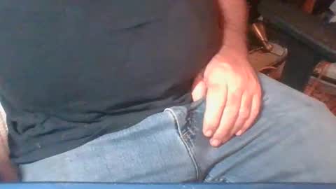 uncutmike7x5 online show from February 2, 7:25 pm